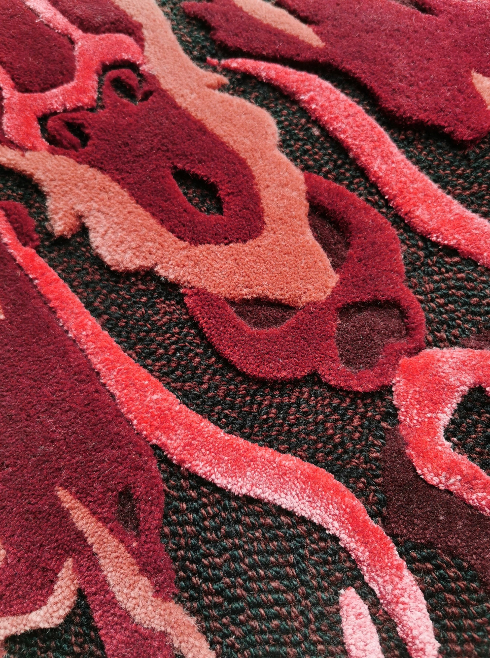 Skuld Red | Craftmanship | Volver Studio