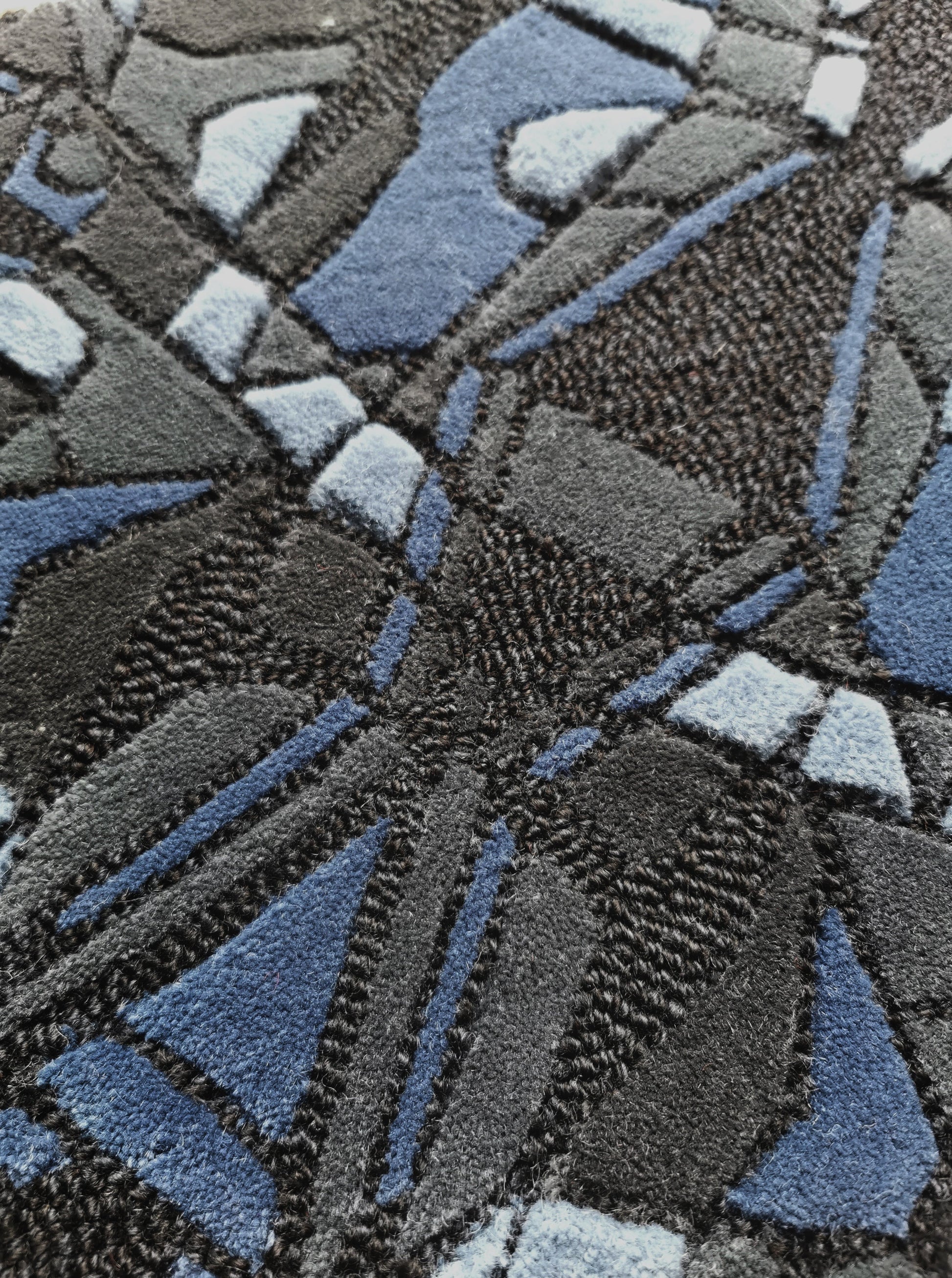 Yggdrasil Blue | Craftmanship | Volver Stu